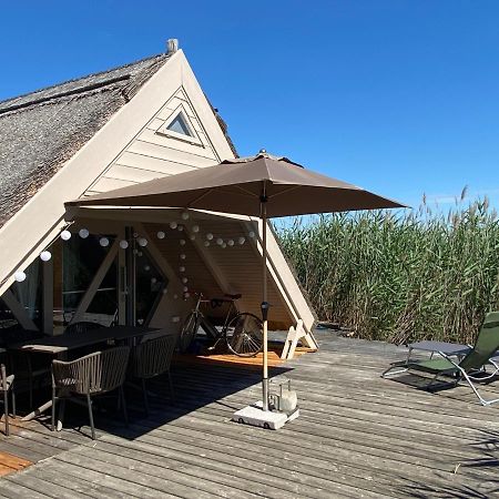 Pfahlbau Seehütte am Neusiedlersee - Waterfront 2 Rust Exterior foto